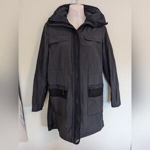 Elie tahari raincoat xs Black